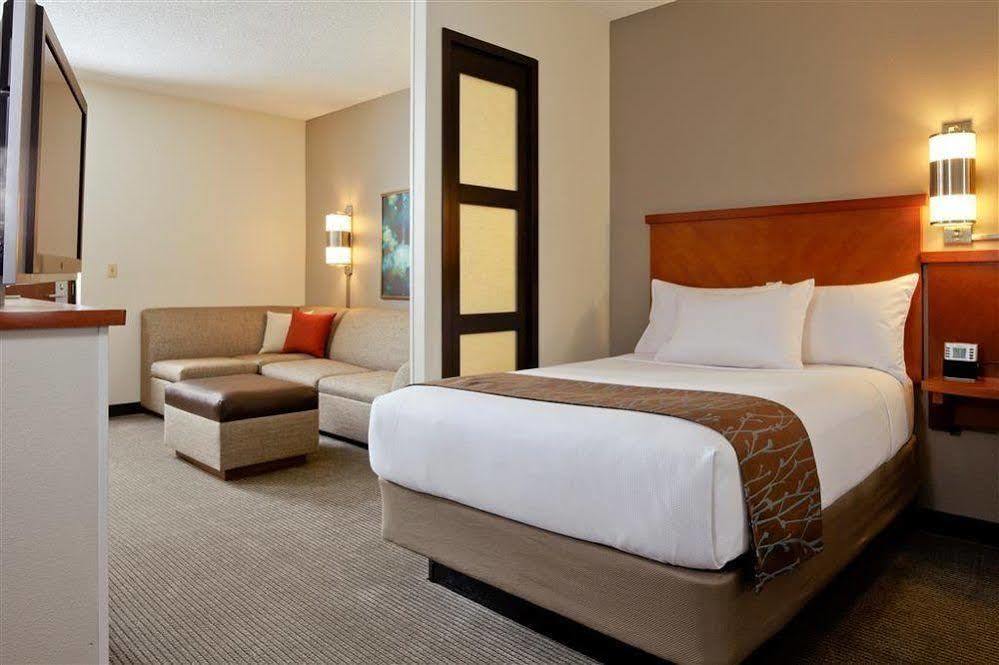 Hyatt Place Atlanta Alpharetta North Point Mall Extérieur photo